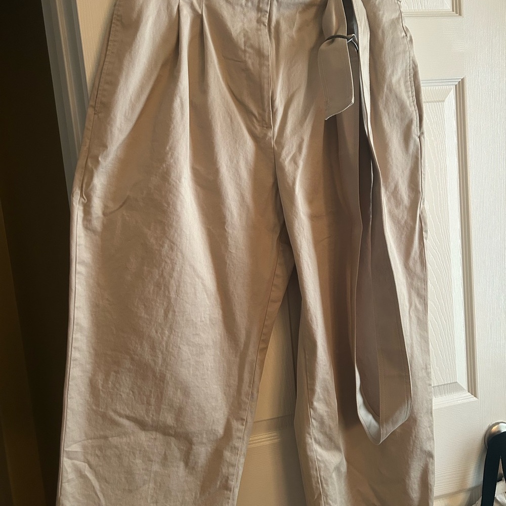 Banana Republic Khaki Cotton Chinos with Matching Fabric Belt